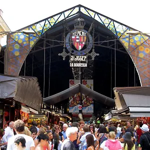 Lets Holidays Centric In , Barcelona Spain